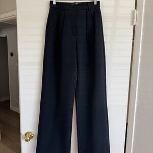 Abercrombie & Fitch Sloane Tailored Wide Leg Pant in Black (Size 26 Long)